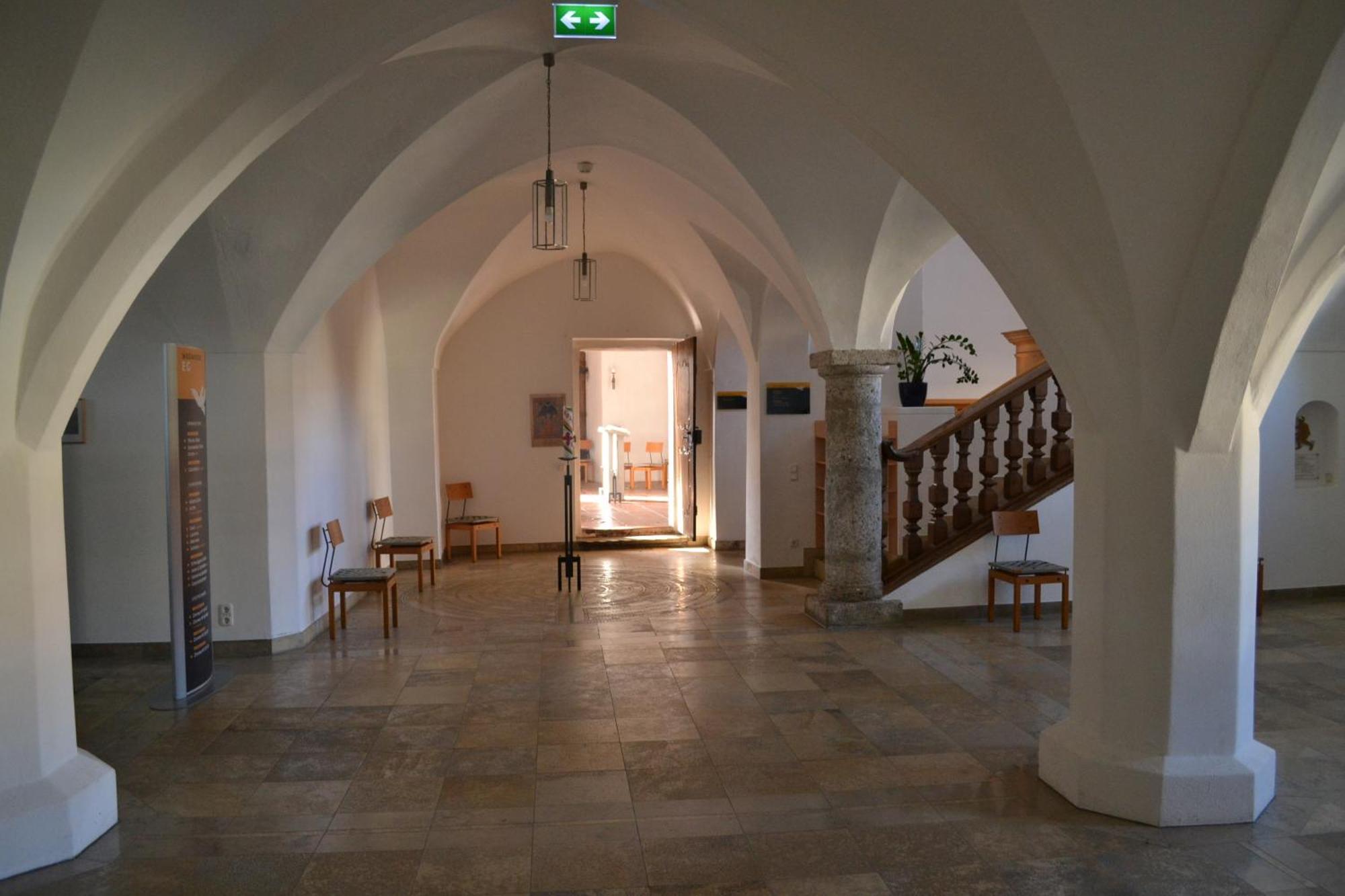 Hotel Haus Der Begegnung Heilig Geist Burghausen Exterior foto